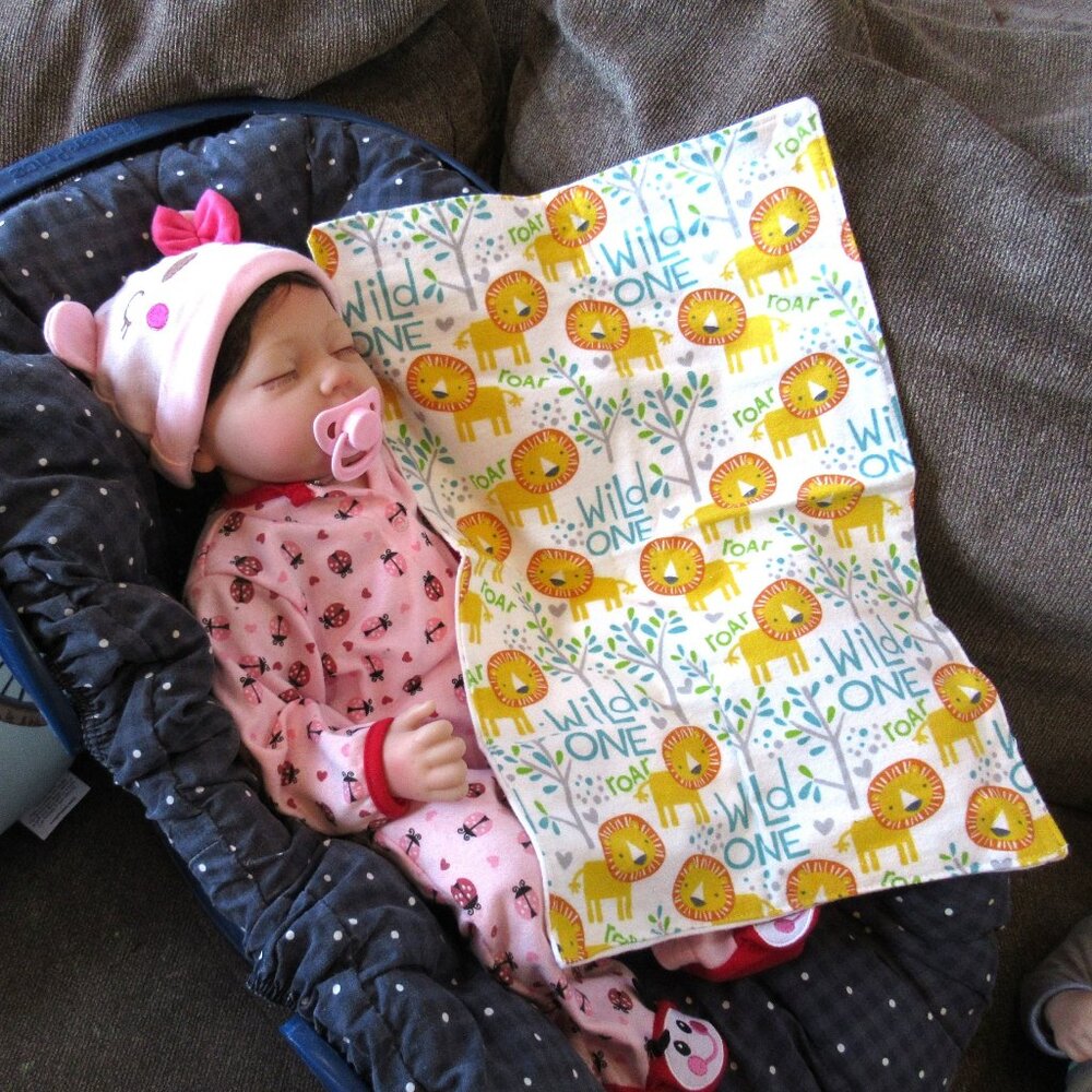 Baby burp cloth flannel burp rag changing pad pet mat nap blanket lions leo